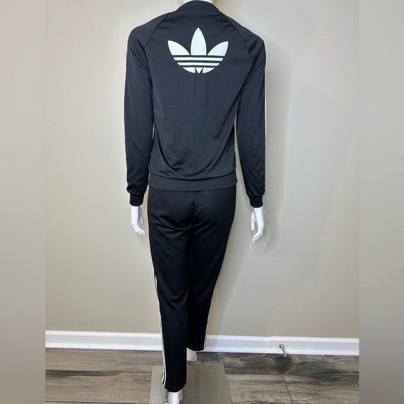 Adidas Set - Picture 10 of 14